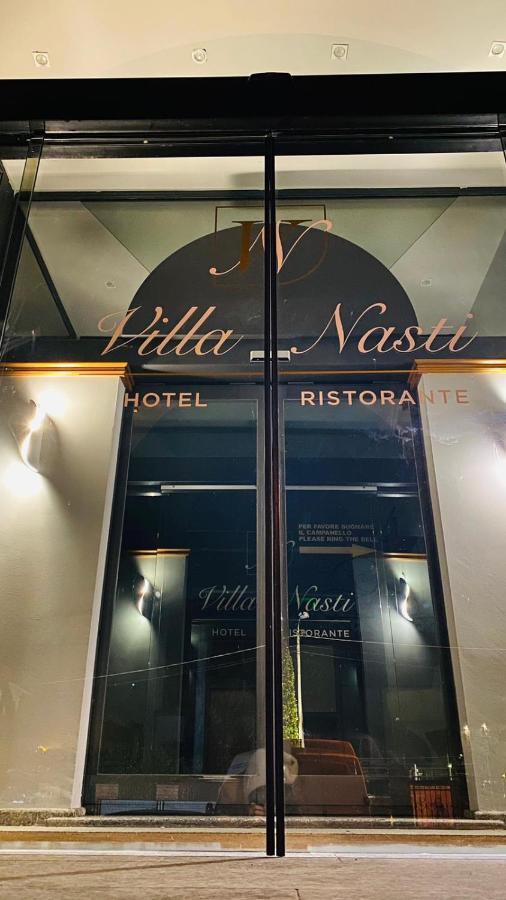 Villa Nasti Hotel Ristorante Canzo ภายนอก รูปภาพ